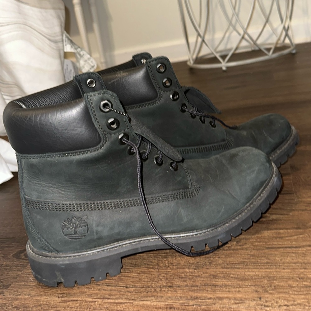 Men’s black timberlands